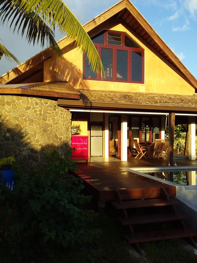 Omati Lodge Taravao Exterior foto